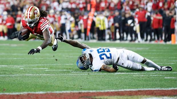 Los 49ers vencen a Detroit